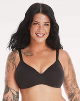 Hanes Women's Concealing Petals Wireless Bra with Convertible Straps