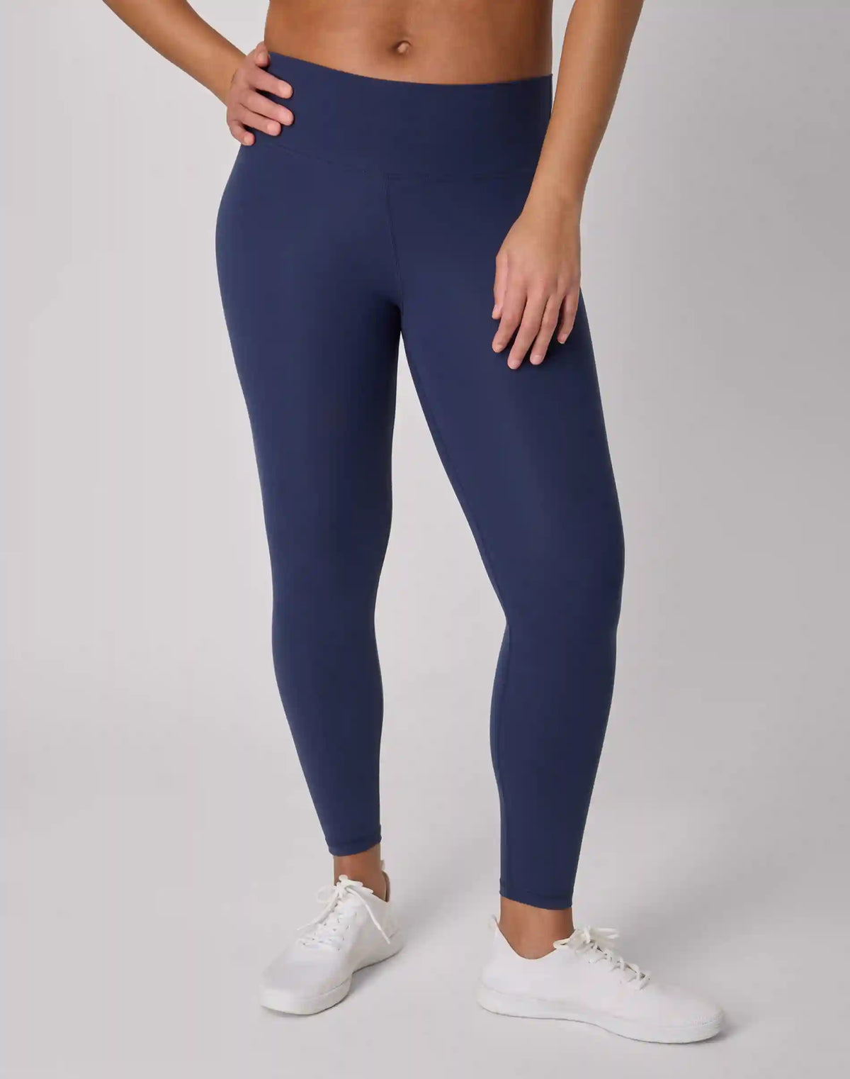 Hanes Moves Women’s 7/8 Leggings with Pockets